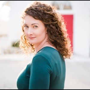 Meet your Posher, Candace